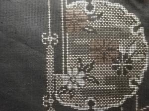 アンティーク　雪輪に花模様織出し本場泥大島紬着物（5マルキ）